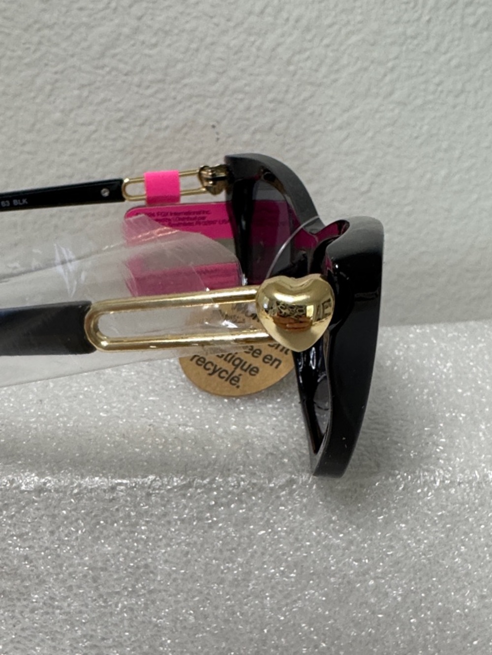 🖤🕶️✨ Betsey Johnson Black Cat-Eye Sunglasses – Recycled Frame - Picture 6 of 9